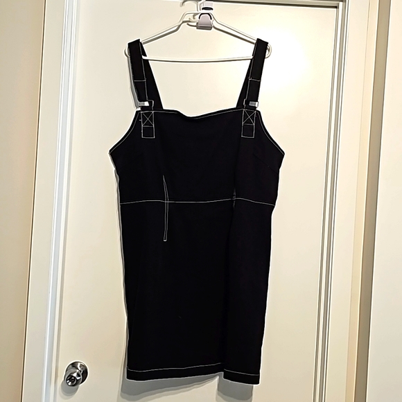 Women's Jumper Dress - Picture 1 of 2